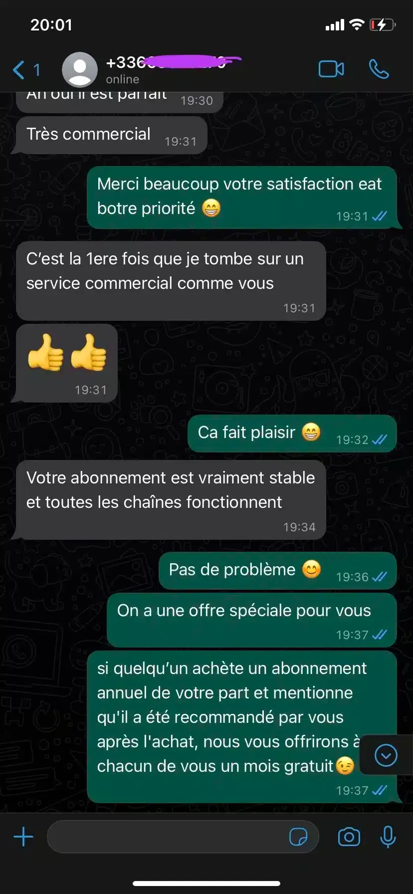 Screenshots van positieve WhatsApp klantbeoordelingen over de iptv nederland service van Flash IPTV.
